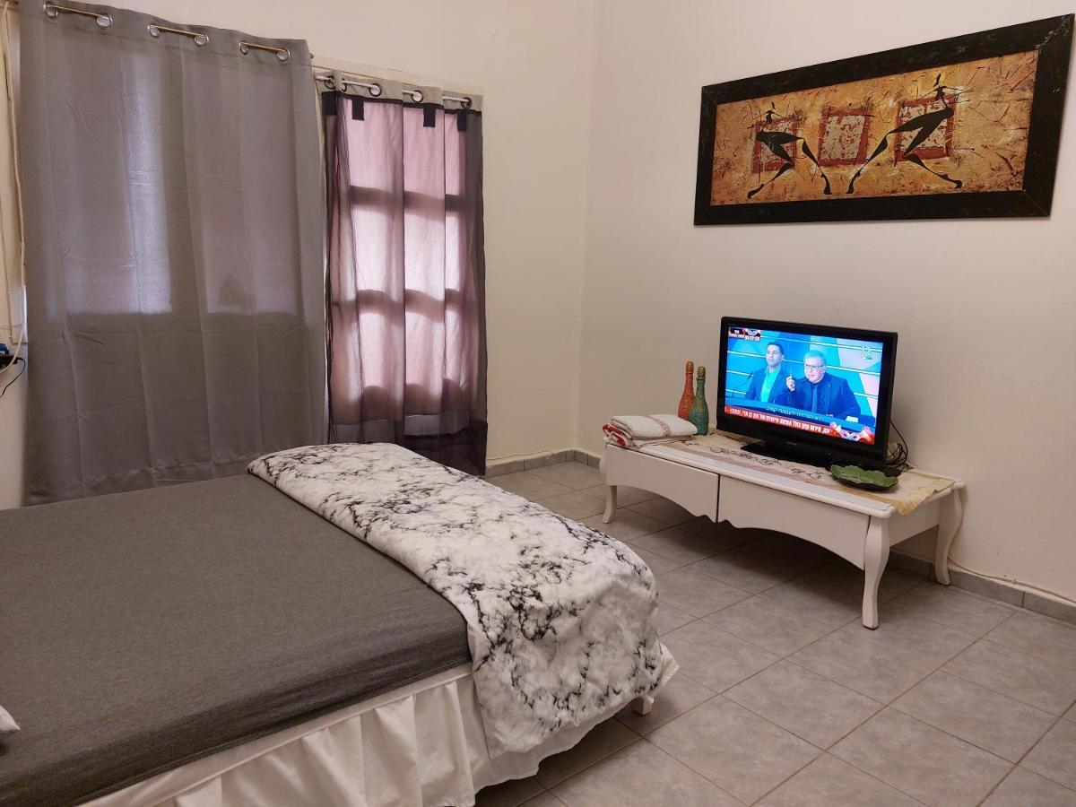 Modern Studio Central Haifa Free Wifi דירת נופש מאובזרת בחיפה Dış mekan fotoğraf